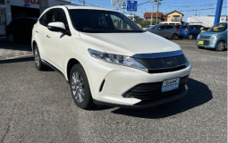 2018 TOYOTA HARRIER ZSU60W – Premium