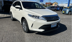 2018 TOYOTA HARRIER ZSU60W – Premium