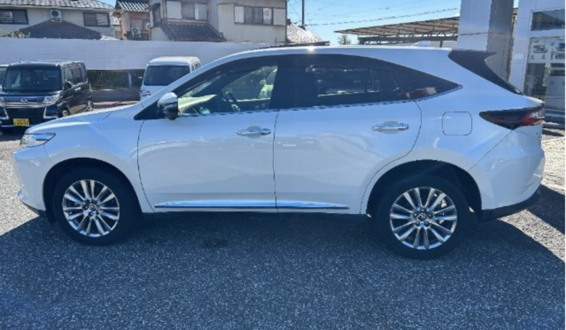 2018 TOYOTA HARRIER ZSU60W – Premium