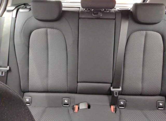 
								2020 BMW 1 SERIES  118i PLAY full									